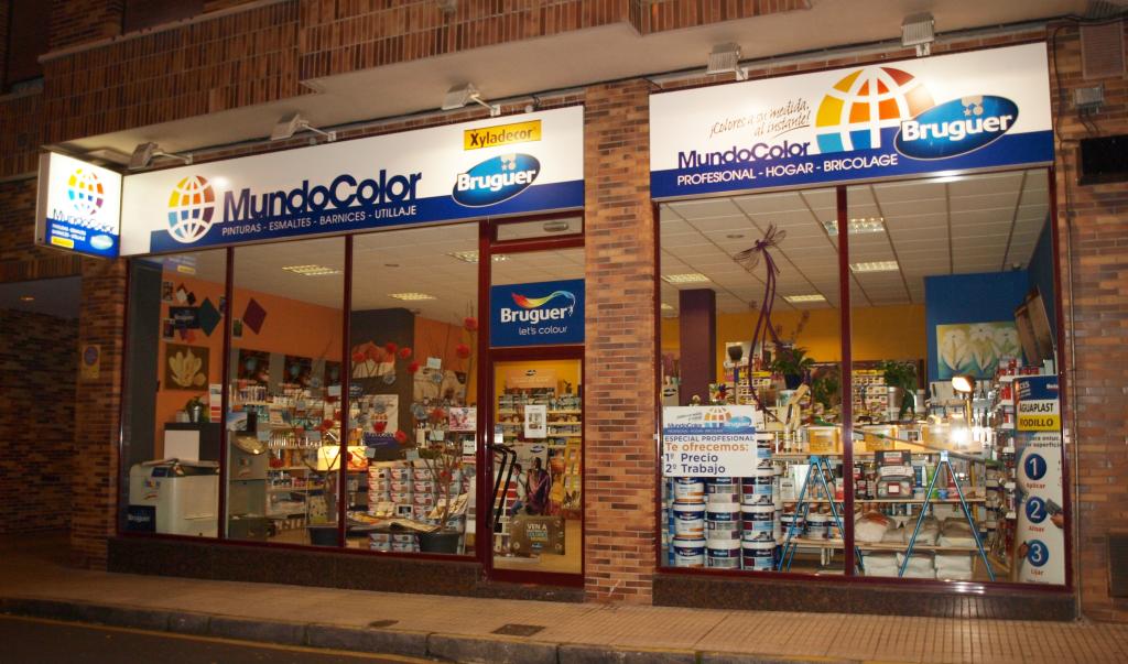 Imagen de la fachada de la Tienda MundoColor de Gijón en el sitio web del Elefante Azul de Avilés