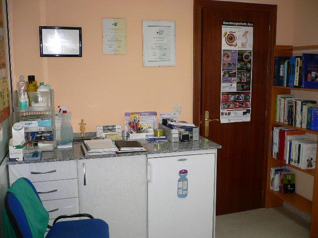 En la Clínica Veterinaria Versalles tenemos personal altamente cualificado para el mejor cuidado de tu mascota en Avilés. 