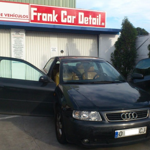 Estado del vehículo antes de su detallado en Frank Car Detail, en el Centro de lavado de coches Elefante Azul de Avilés