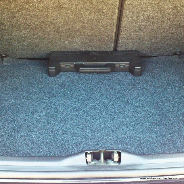 Así quedó el maletero después de su limpieza en Frank Car Detail