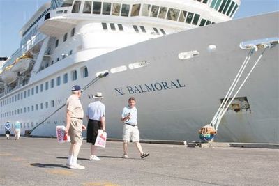 'Balmoral'. Segundo crucero en Avilés